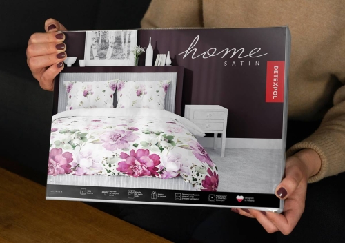 Pościel satyna bawełniana Home Satin biała 220x200 kwiaty w odcieniach różu i fioletu