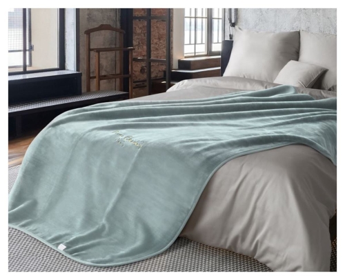 Koc 220x240 niebieski Pierre Cardin